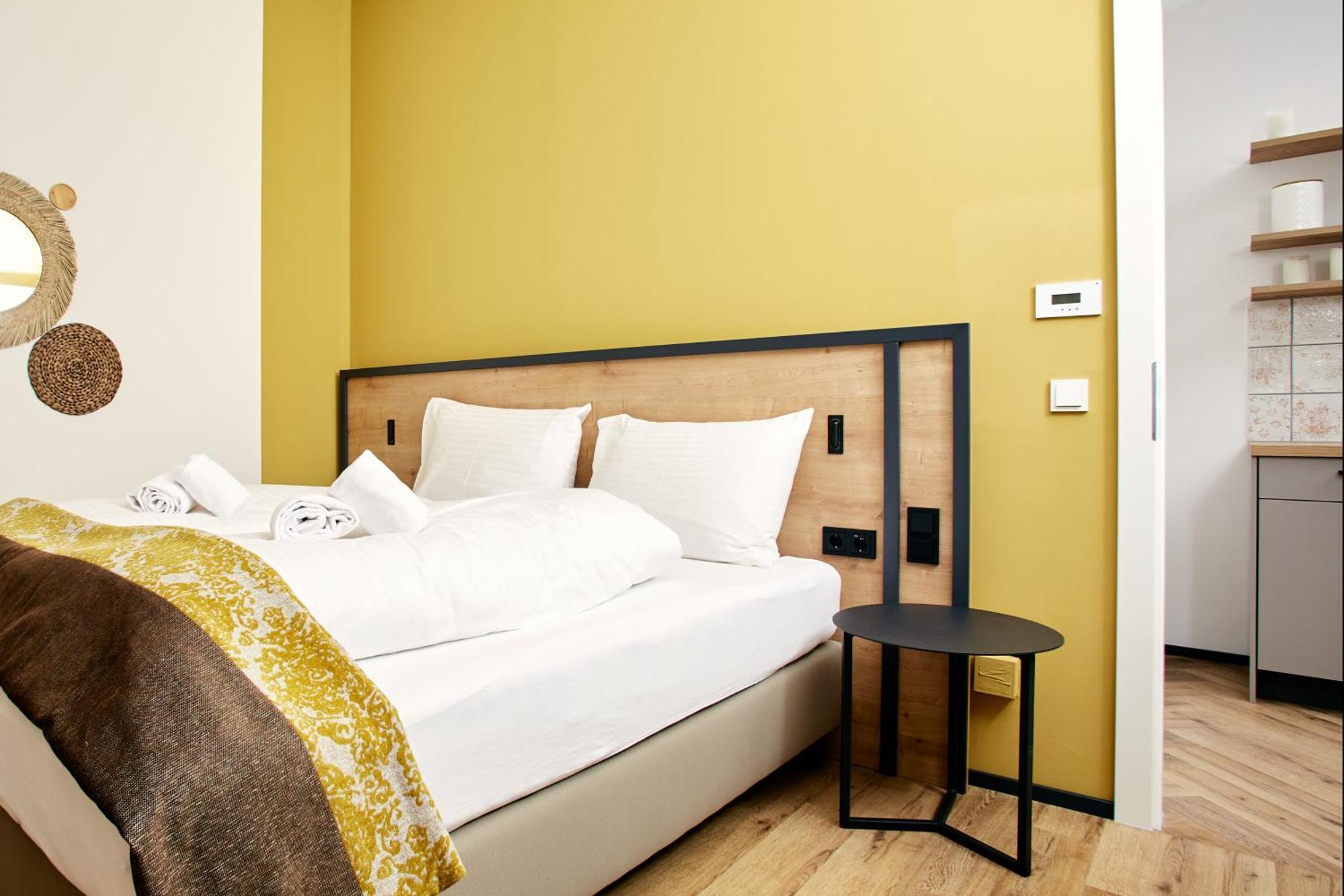 Hotel apartamentowy Homebound - Contactless Check-in *